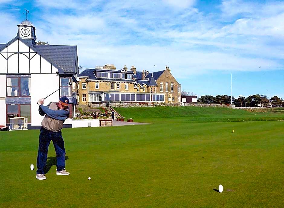 Royal Golf Hotel, by Highland Coast Hotels