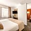 Acacia Suite