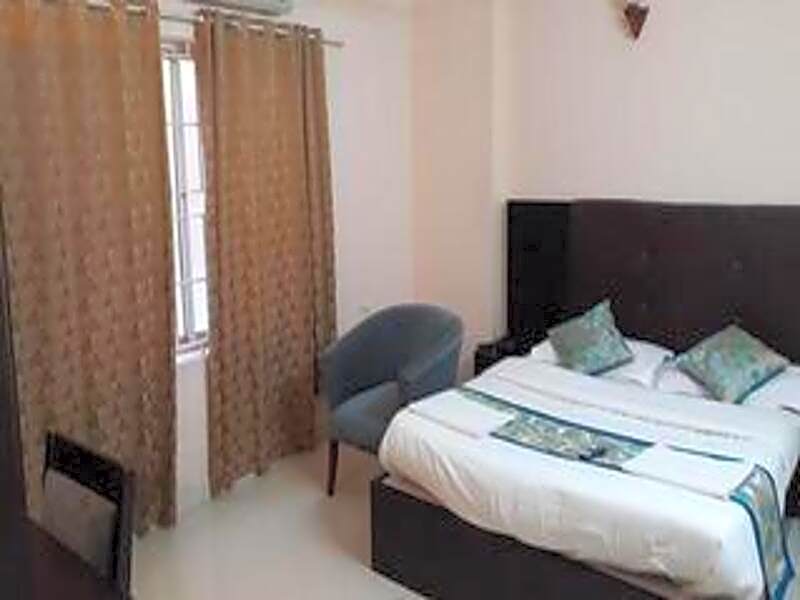 Sea Queen Residency – Chennai, IL