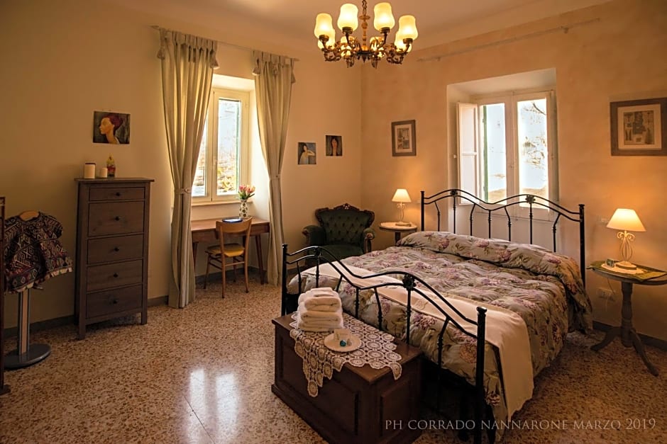 La Rocca Mia House B&B