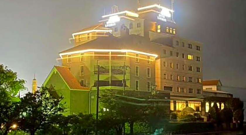 Hotel Livemax Nagasaki Airport