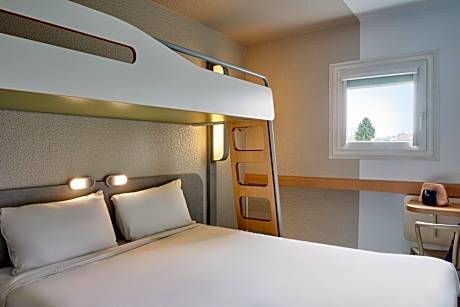 Triple Room with One Double Bed and One Bunk Bed