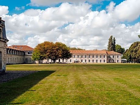 Mercure Rochefort La Corderie Royale