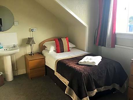 Twin Room with Shared Bathroom