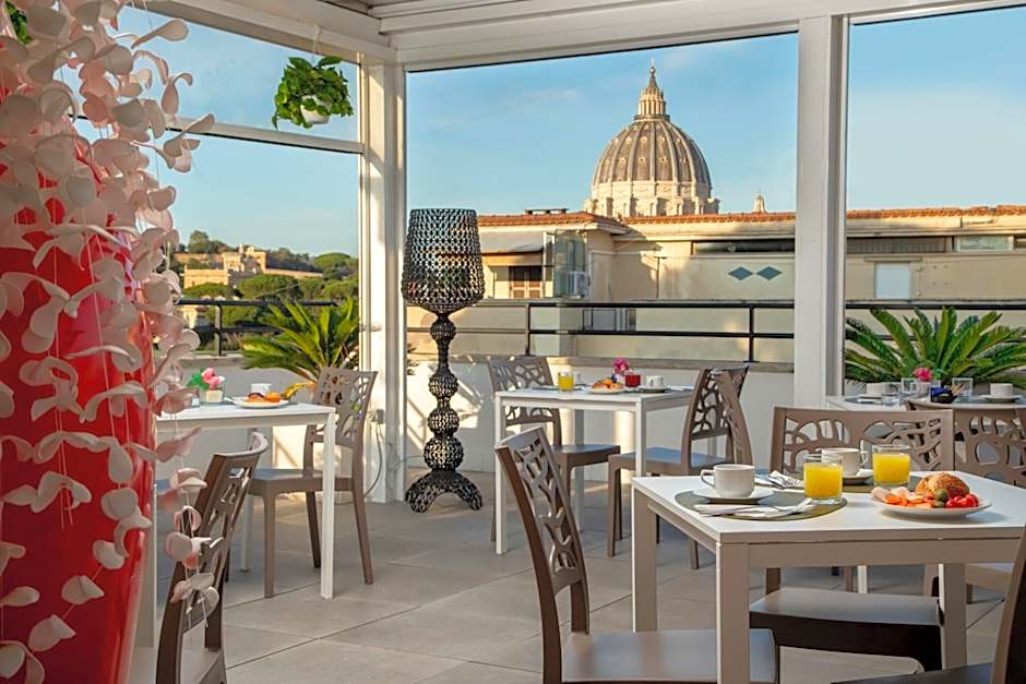 Fragrance Hotel St. Peter