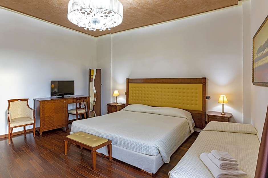 Albatros Hotel
