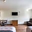 HomeTowne Studios by Red Roof St. Louis - Airport/ N Lindbergh
