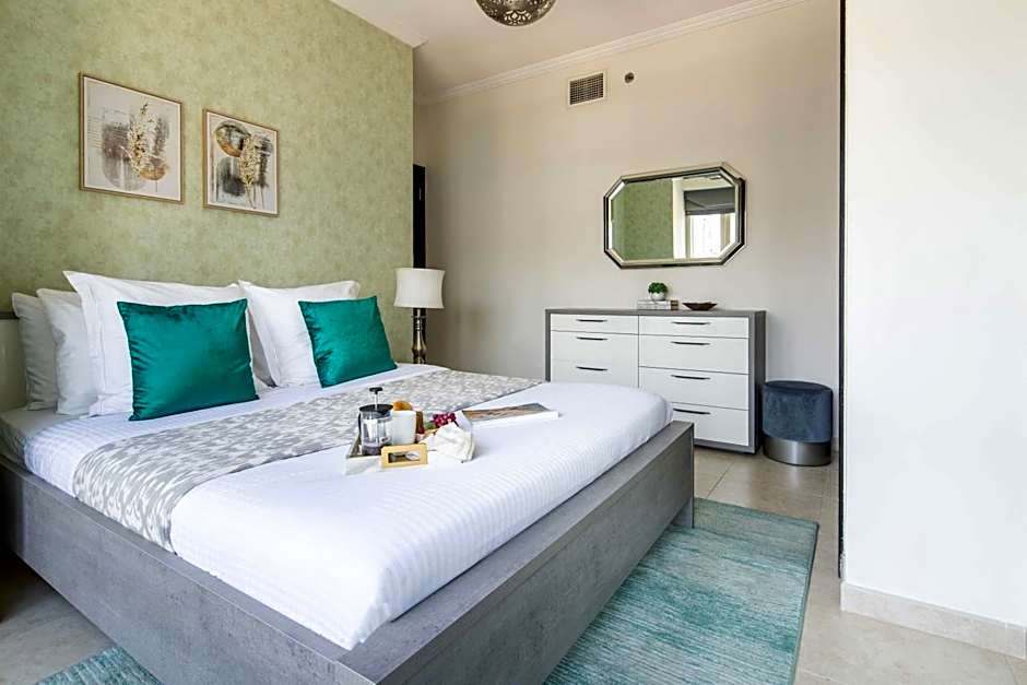 Frank Porter - Al Majara Tower 2