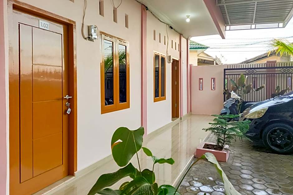 RedDoorz Syariah near JBC Jambi