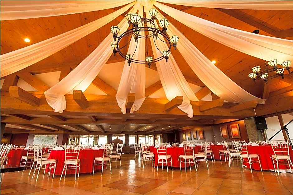 John Hay Hotels Forest Wing - Formerly The Forest Lodge at Camp John Hay