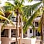 Casa Leah - Full Ocean View Apartment- Zicatela - AC in Bedroom - Steps To Beach - Steps to la Punta