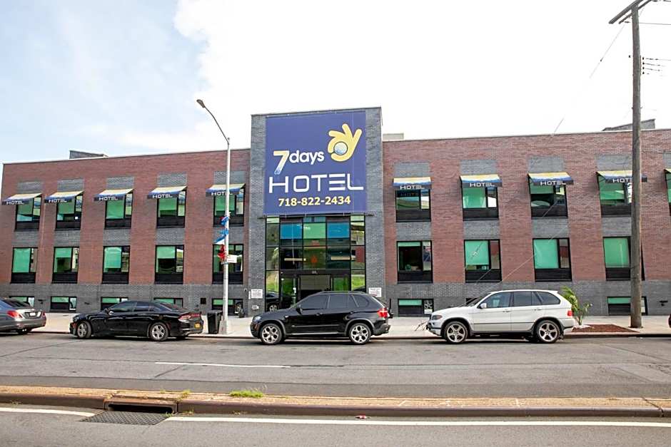 7 Days Hotel