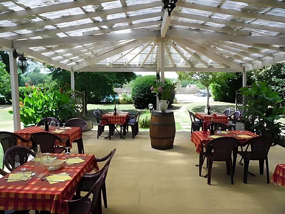 Logis Hotel Restaurant La Borie