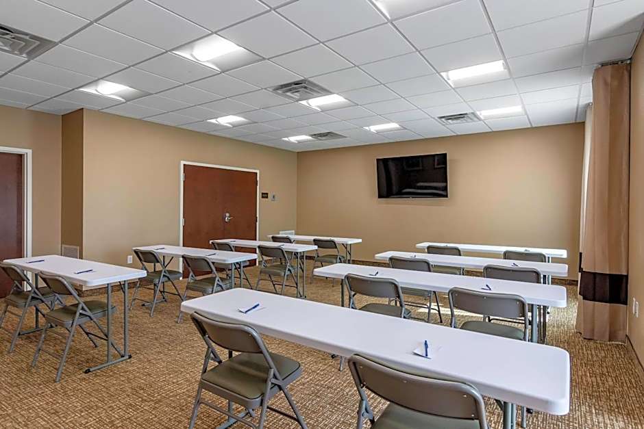Comfort Inn & Suites Charlottesville Hollymead Town Center