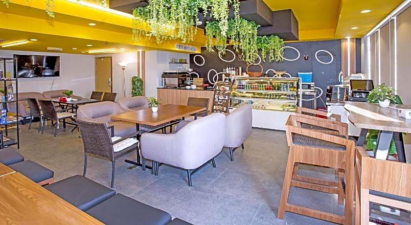 Best Western Premier Muscat