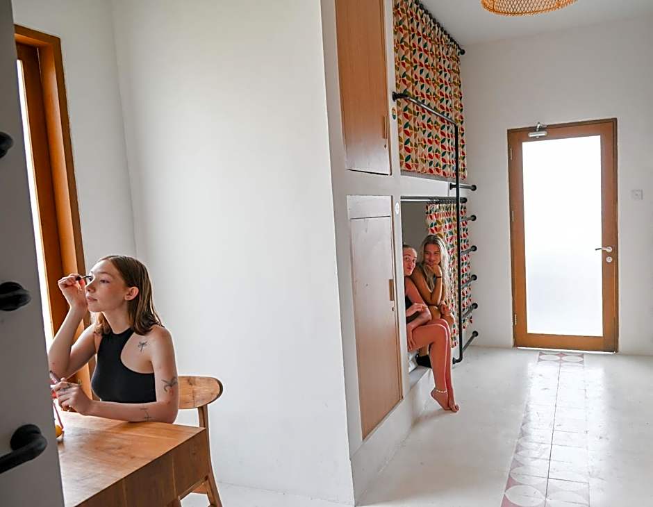 Clandestino Hostel Canggu