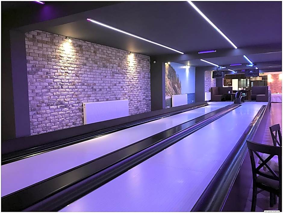 Okulski Grand Rozewie Pokoje i Apartamenty