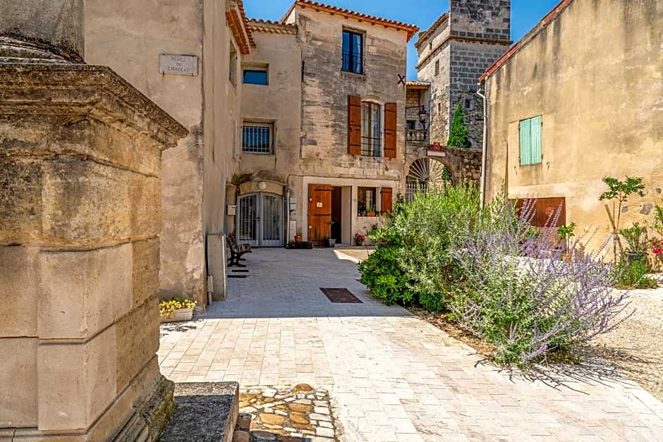 Les Greniers Du Chateau