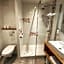 Garden Hotel Rennes Centre Gare