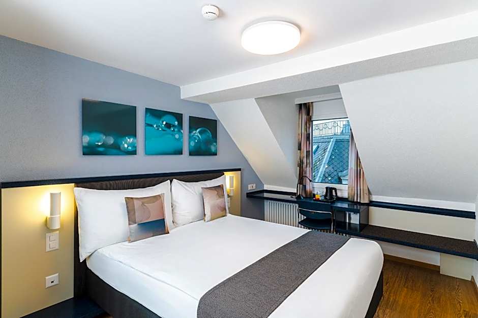 Hotel Bristol