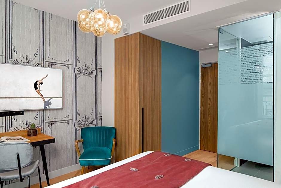 Lyric Hotel Paris