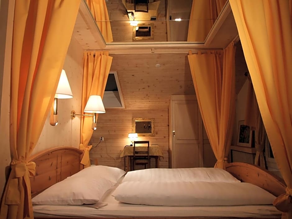 Hotel Bellevue - Traditional Swiss Hideaway