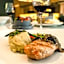 Le Parc Hotel, Beyond Stars