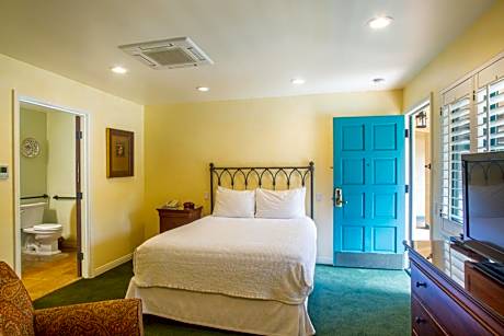 Queen Room - Disability Access