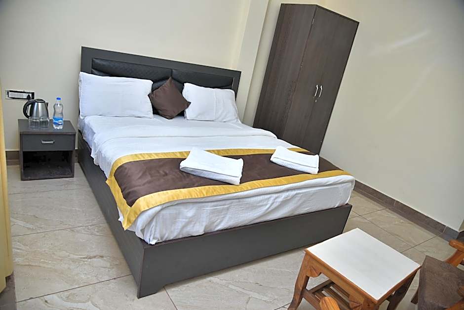 Hotel Lake Paradise Inn