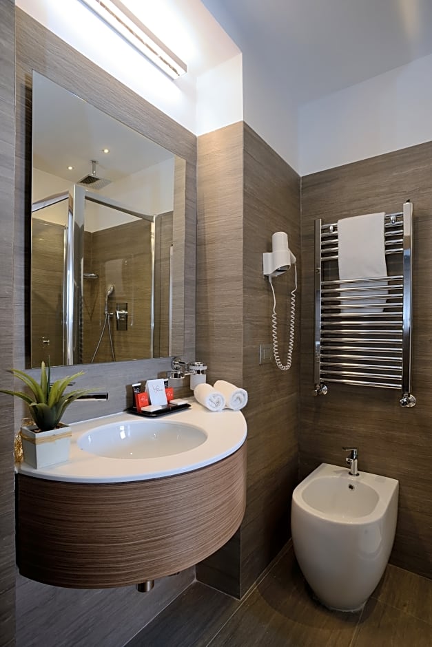 Photo 1 of 3 of Standard 1 Double Bed or 2 Beds