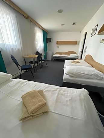 Twin Room - Disability Access