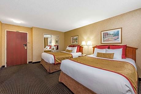 Studio Suite with Two Queen Beds - Non-Smoking