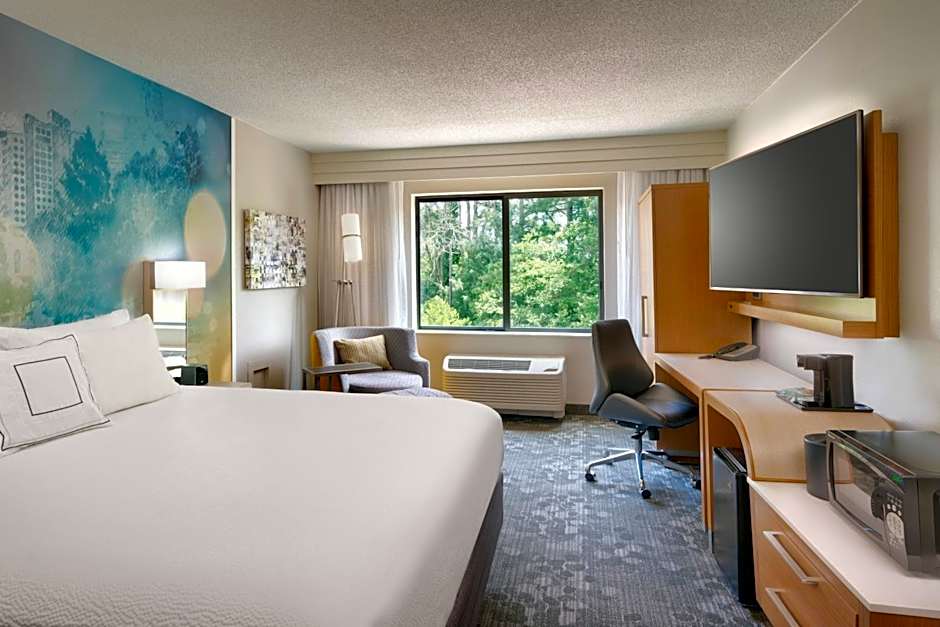 Courtyard by Marriott Charlotte Airport LoSo