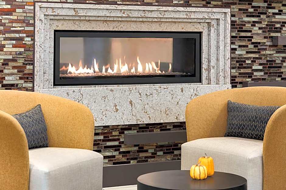 Homewood Suites By Hilton - Charlottesville