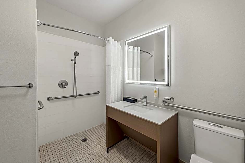 Comfort Inn & Suites Olathe - Kansas City