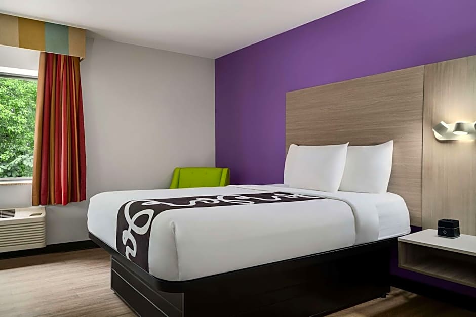 La Quinta Inn & Suites by Wyndham Birmingham/Cahaba Park South