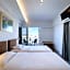 Xenophon Hotel