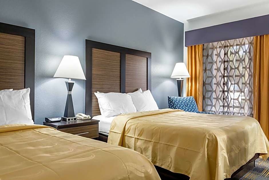 Quality Inn near Six Flags