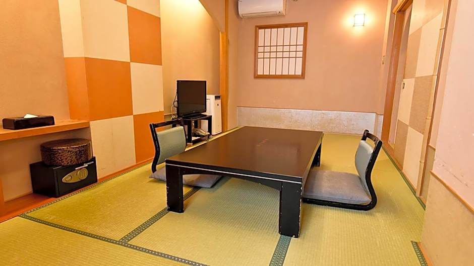 Hamazen Ryokan