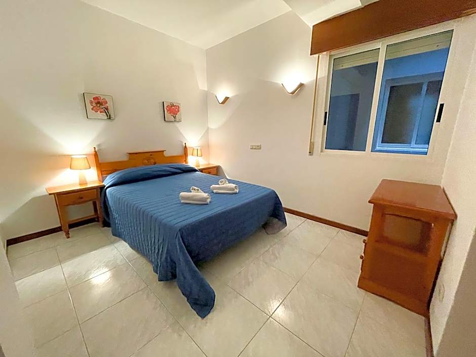 Apartamentos Revo Salinas 3000