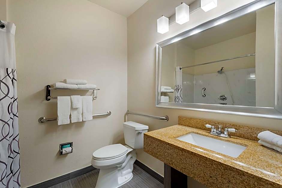 Best Western Plus Dfw Airport Suites