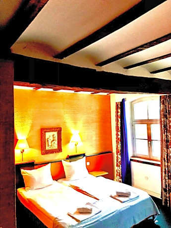 Double or Twin Room with Bathroom