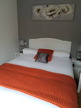 Deluxe Double Room with Shower