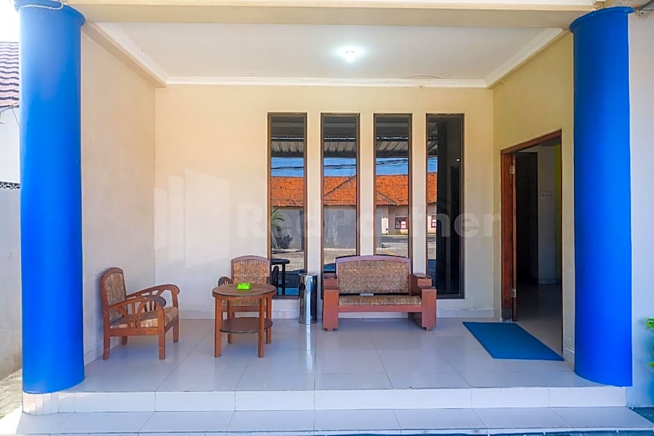 Hotel Andono near YIA Mitra RedDoorz