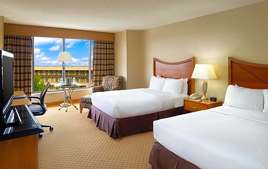DoubleTree by Hilton Washington Dulles Airport