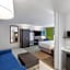 Holiday Inn Express & Suites Baton Rouge East By IHG
