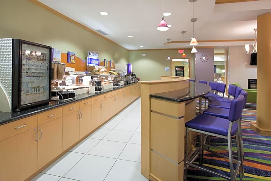Holiday Inn Express Hotel & Suites Rock Springs Green River By IHG