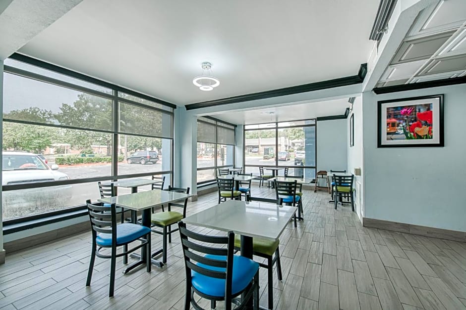 Quality Inn & Suites North Little Rock
