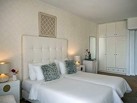 Family Suite Sea View Main Building