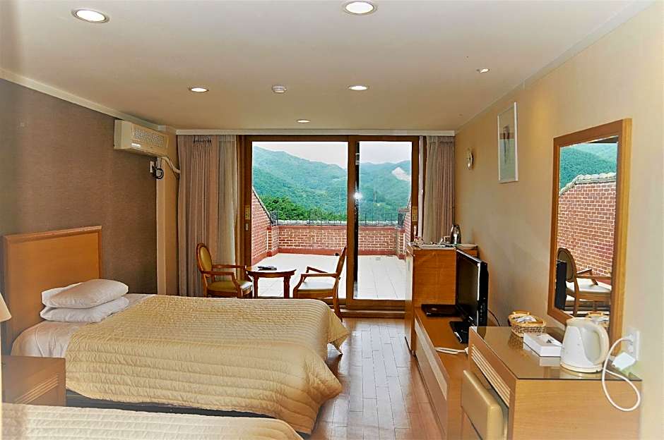 Suanbo Park Hotel